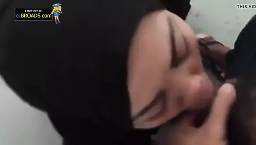 Sarışın gets becerdin sert doggystyle tarafından şişman horoz