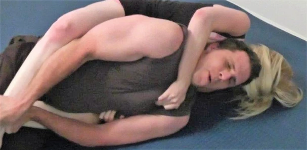 #9 bir erkek arkadaşın sürpriz monroe vs johnny karışık güreş