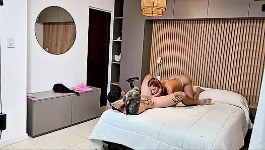 Özel Kamera! Farklı Pozisyonlarda Islak Oral Seks Ve Seks