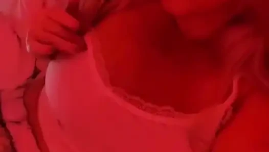 Sence bu pijamalar üvey anne için çok mu seksi?