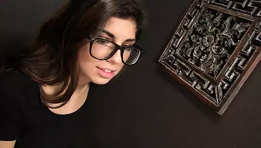 Duvar deliği itirafları 10 sahne 1