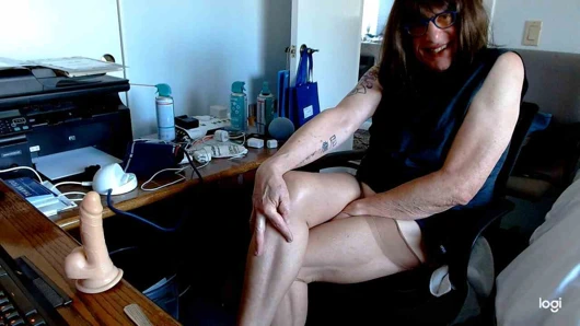 Yaşlı bir kız için seksi arıyor