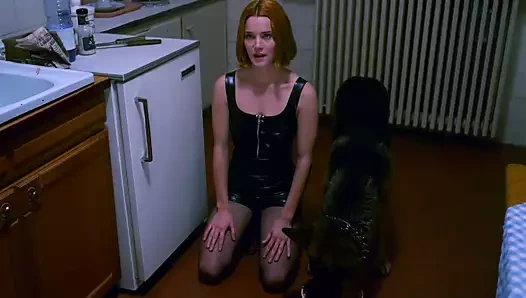 Angela tüy taşı - '' kara melek: yükseliş '' 02