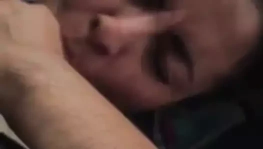 Mutlu yemek boyunca sürün