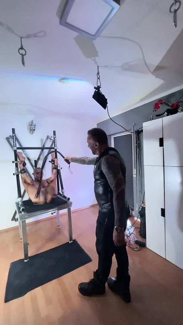 BDSM Fixed: Heavy Nipple Clamps + Vaginal Clamps & Brutal Spanking