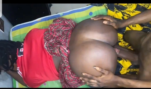 Üvey anne edepsiz arzu: oğullarının sert baştan çıkarma