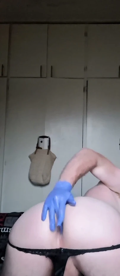 Solo dildo orgazmı