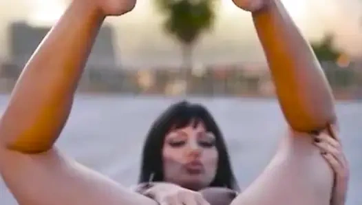 Mercedes'te lüks amcık