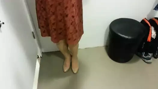 külotlu çorap teaser 23 ile bej patent pompaları