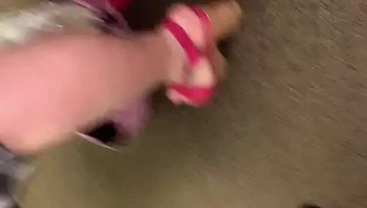 Merdiven boşluğunda becerdin