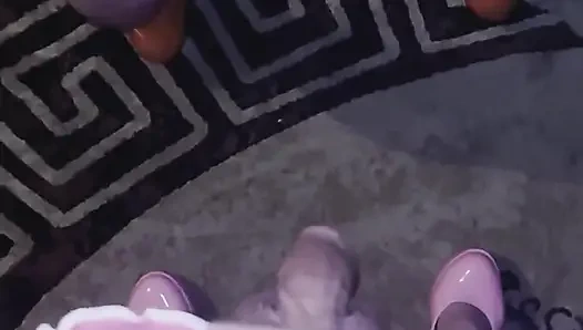 Pembe Elbiseli Biseksüel Çift