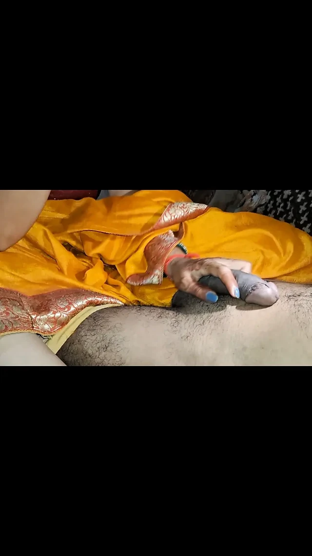 Desi üvey anne ilk kez üvey oğlunu beceriyor, büyük yarağı gibi seviyor dar am full film