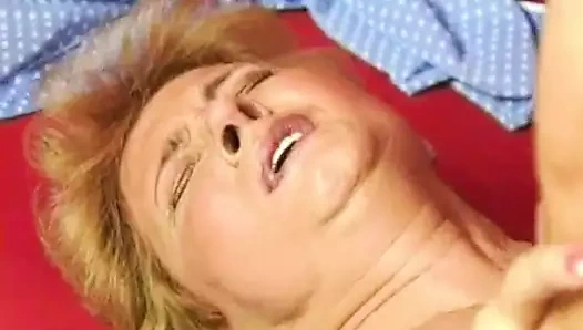 kıllı nine içinde eylem