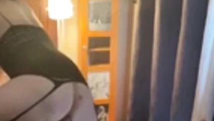 Lonely azgın ve çok açık kilitli vid 8 darphane