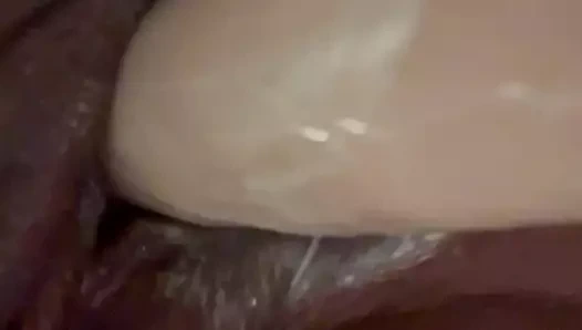 Kremsi amcığımı izle