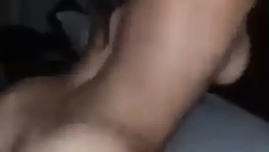 Ev yapımı esmer biniyor