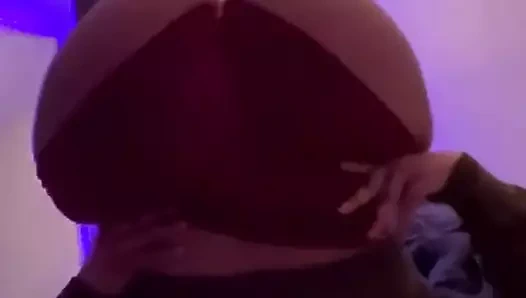 Phat ganimet Dominik ile kalın uyluk