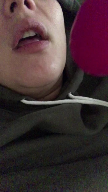 Обожаю лизать мою любовную суть!