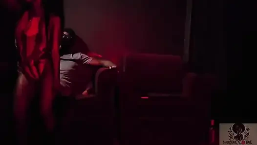 En Sevdiğim Müşterim Için Kucak Dansı