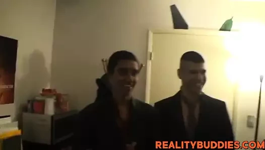 sıska popo munchers var sapık gay kolej parti