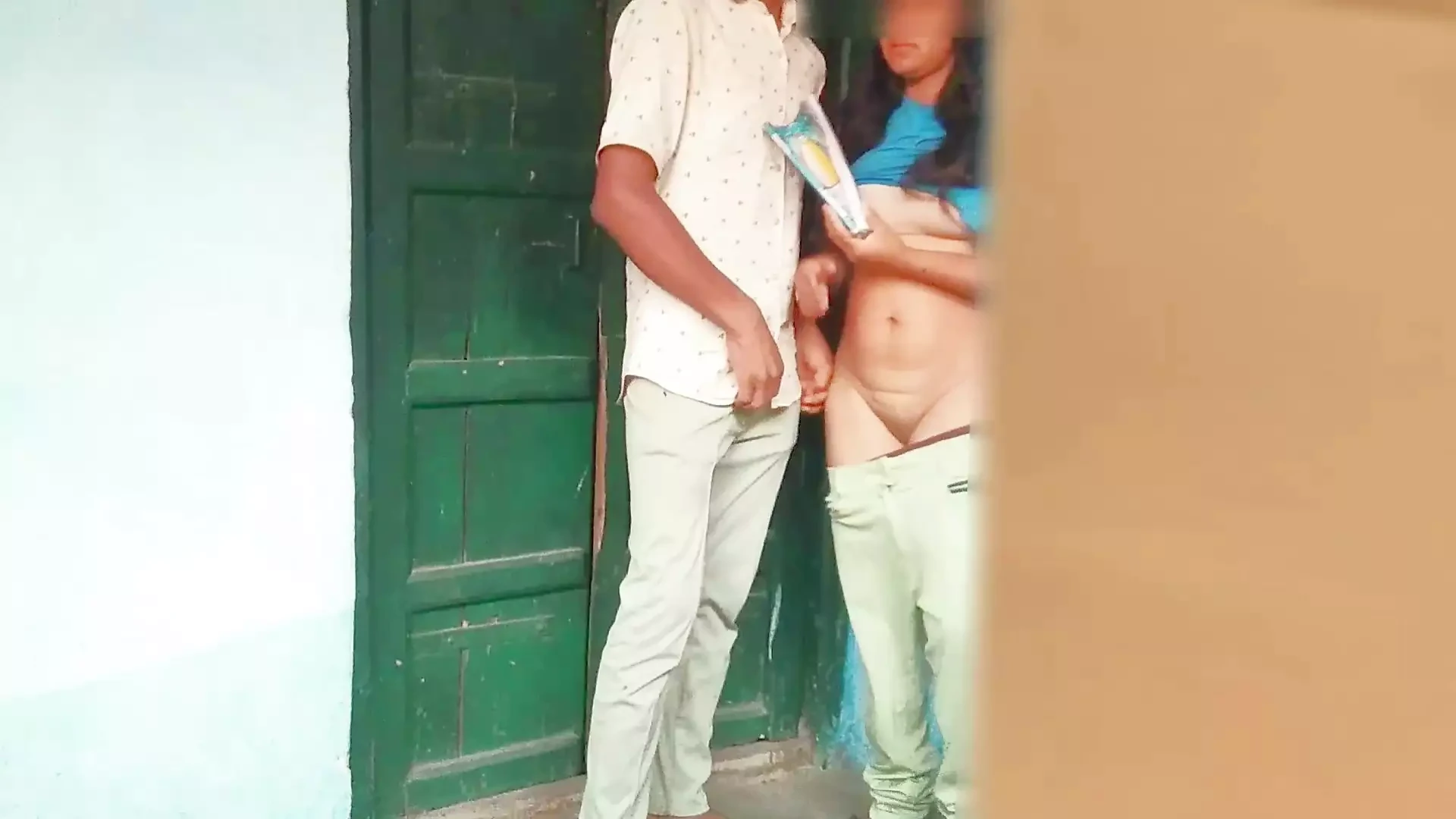 Indian College Girl Yoursoniya Outdoor Sex 2024-Camera MMS