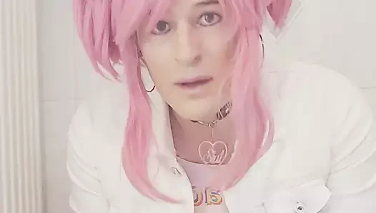 Zavallı deliğimi esnetiyorum bölüm 1