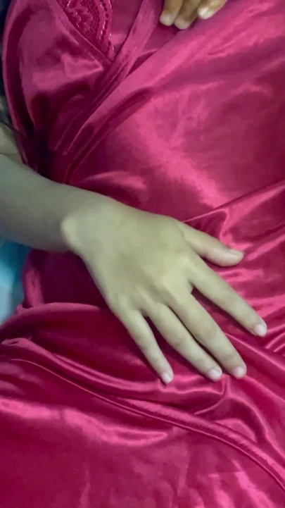 Üvey kız kardeşim çok seksi ve ben onun pembe amını becerdim | Klip 1
