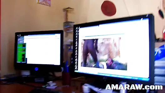 Sarışın nicole inci ve iki büyük göğüsleri için çift penetrasyon