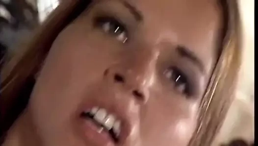 Yararsız fahişeler sert becerdin ve cummed!