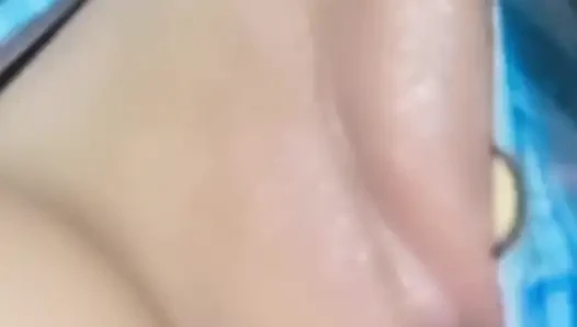 Üvey babam beni mastürbasyon yaparken yakalıyor