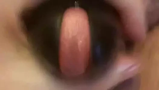 Kafesimde kayışına biniyor ve her yerine boşalıyor