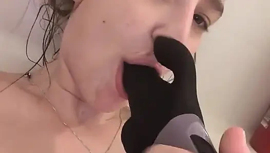 Ateşli azgın anne boş zamanı varken mastürbasyon yapıyor