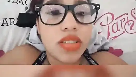 Karım işe gidiyor ve büyük memeli ve götlü komşuyu eve getiriyorum bu Amerika Birleşik Devletleri'nde oldu