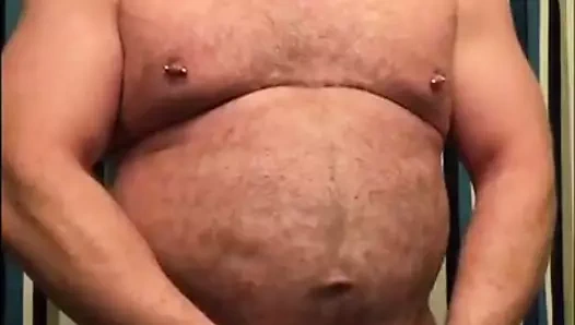 Seksi baba ayı mastürbasyon kapalı içinde the banyo