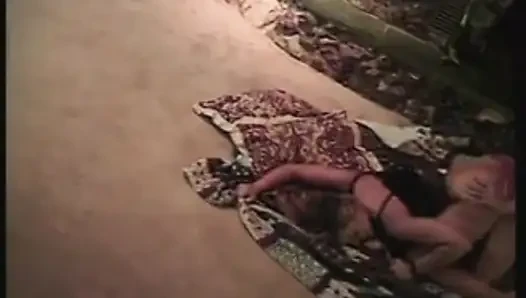 Seksi büyük memeli sarışınla anal sikiş