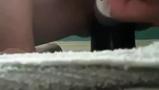 Büyük oyuncak boşalması