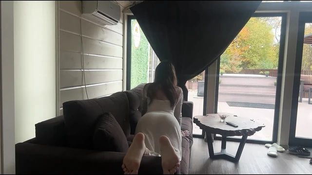 Идеальная утренняя богиня йоги