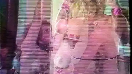 Kölelik için bağlı (1983) vhs