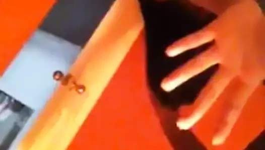 emme onun siyah horoz