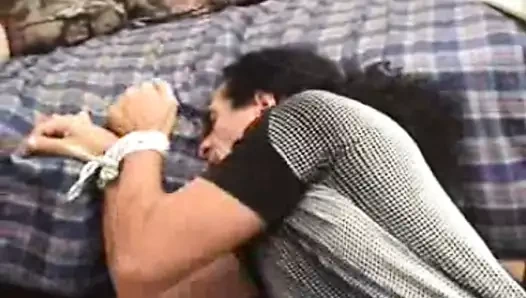 Güney Amerika'da erotik sahneler! (sahne 02)