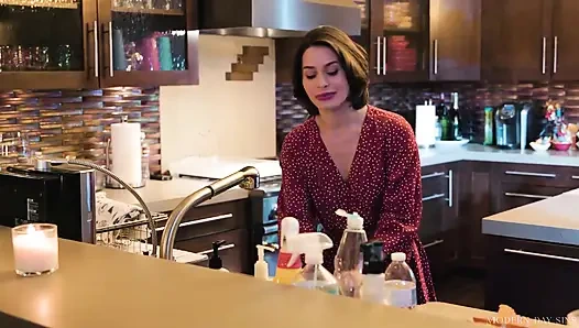 Modern zamanların günahları - yalnız dul orta yaşlı seksi kadın syren de mer damadının damlayan dölünü vermesini istiyor