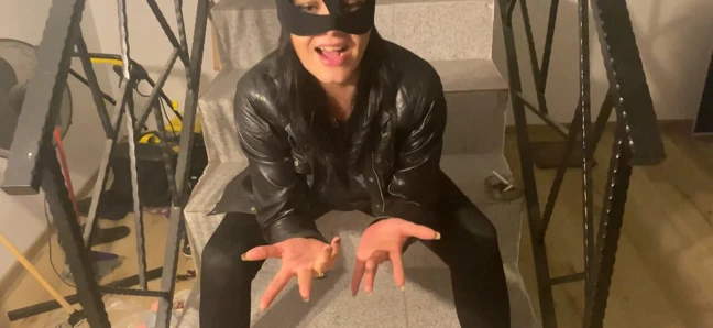 Orta yaşlı seksi kadıncalla'nın maceraları bölüm 18 Batman'in kaltak dönüşü