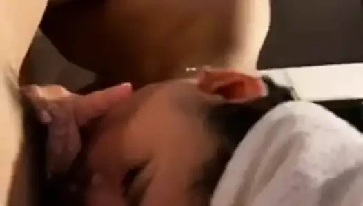 metresi veren güzel oral seks sonra geliyor dışarı itibaren duş