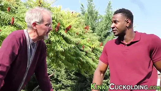 Tifucking ve cuckolding milf anüsten sürmek