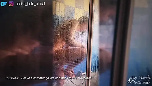 Beni duşta oynarken izle - annika belle ile zaman