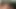 Olgun lateks dominatrix tasmalı çıplak kölelere komut veriyor