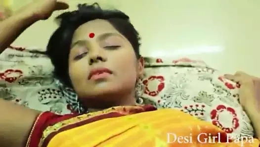 yatakta desi kız romantizm iki aşık