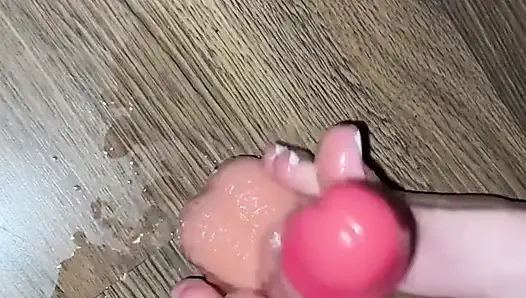 Dildoda ıslak ıslak ayakla muamele