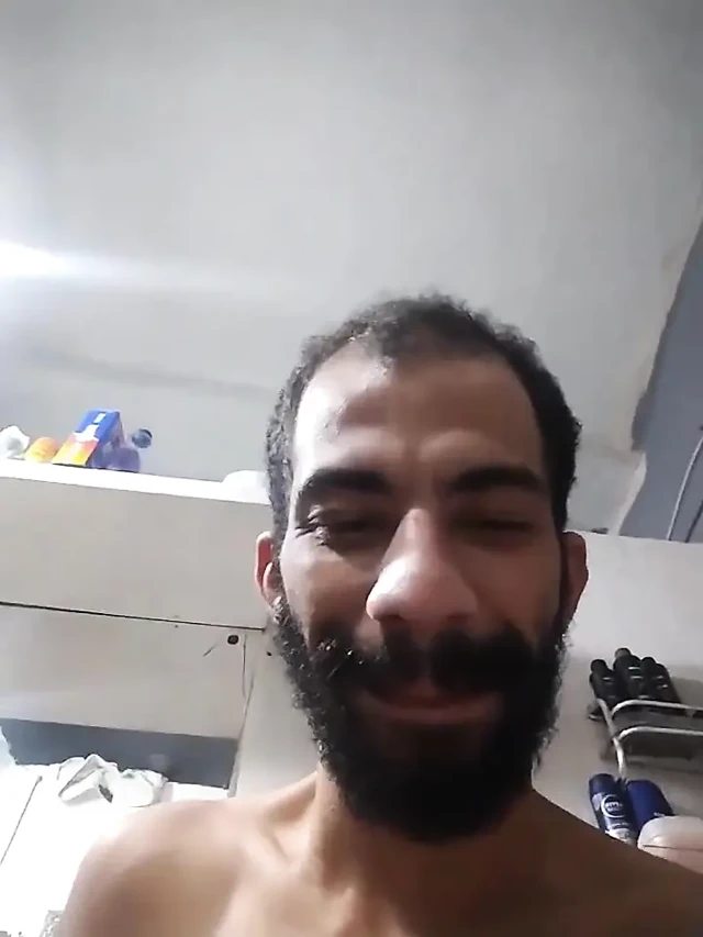 Gizli Banyoda El Hareketi