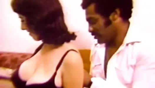 İki seksi sürtük için klasik seks